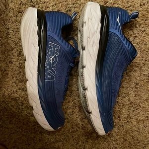 Hoka Bondi 6 shoes for sale.  These are in great shape and a lot of life left.